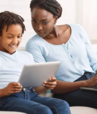 Protecting Students Online: Essential Internet Safety Tips Protecting Students Online: Essential Internet Safety Tips