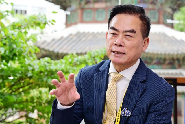 IAUP President Urges Universities to Embrace the AI Revolution