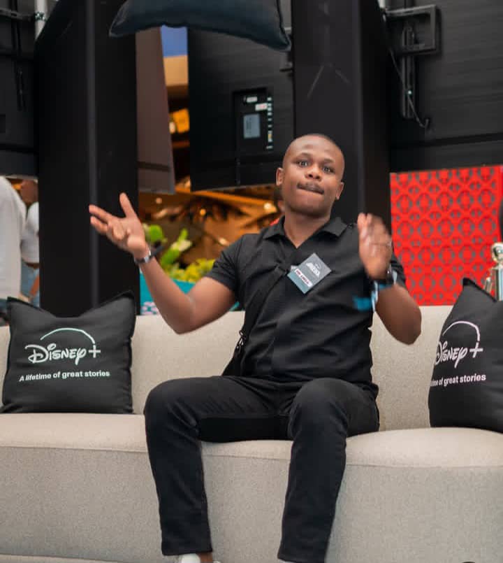 NoChill God. R200K SARS Bill. South African Revenue Service (SARS). Ndivhuwo Muhanelwa. 