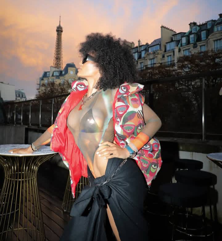 Pearl Thusi. Did Pearl Thusi start recording music. Did Pearl Thusi start singing. Did Pearl Thusi start making music. Pearl Thusi song. Legend Ihhashi Elimhlophe. Ihhashi Elimhlophe. Ihhashi Elimhlophe and Pearl thusi collaboration. Ihhashi Elimhlophe and Pearl Thusi's song. Maskandi. Black Rose Gin. MAC Cosmetics. 