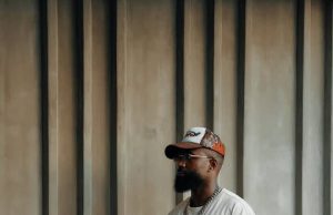 Stepping Into the Future: Cassper Nyovest Debuts the Nike G.T. Future “Metallic Silver” Cassper Nyovest sneakers. Nike G.T. Future Metallic Silver. Nike South Africa basketball shoes. Nike G.T. Future price South Africa. Nike Cushlon 3.0 technology. Cassper Nyovest shows off the new Nike G.T. Future.