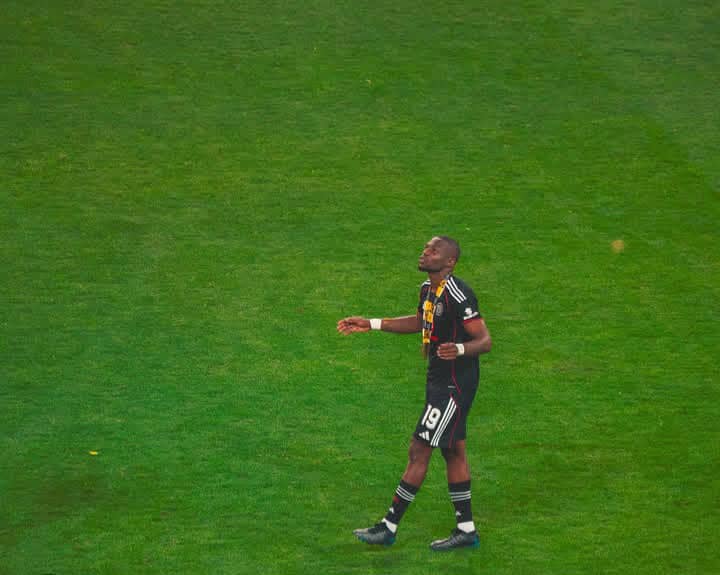 Pirates Transfer Buzz: Ouaddou Explains Mabasa’s Absence Amid Andre de Jong Signing. Tshegofatso Mabasa. Andre de Jong. Coach Ouaddou on Mabasa's Role. Evidence Makgopa. Yanela Mbuthuma. Orlando Pirates. Orlando Pirates Forwards. Orlando Pirates Strikers. Orlando Pirates January Signings. Orlando Pirates January departures. Stellenbosch FC Departure rumours. Tshegofatso Mabasa absence. Stellenbosch FC. Mabasa's Record. AFCON. Orlando Pirates Transfer rumours. Orlando Pirates January transfers.