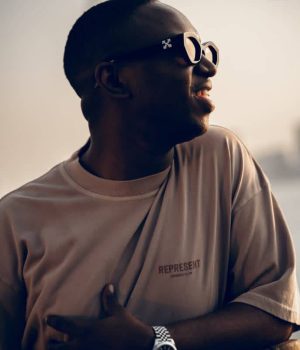 Shimza’s Viral Ranking Fuels Online Debate DJ Shimza. DJ with 2.8 Million. Shimza’s Viral Ranking. DJ Shimza Online Debate. Black Coffee. South African DJs ranking. Tyler ICU. No hit Dj. DJ Spinall. Major League DJz. Spotify's Top 5 List Vindicates DJ's. Shimza Silences Critics. DJ Shimza No. 4 spot. No Hit DJ with 2.8 Million Listeners. Africa’s top 5 DJs. Africa’s top 10 DJs. Viral DJ Ranking Shakes Up Africa's Music Scene.