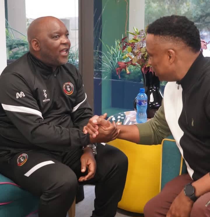 Pitso Mosimane. Is it true that Pitso Mosimane no longer apply for jobs. Pitso Mosimane Rumours. Pitso Mosimane Return to South African Coaching.  Did Pitso Mosimane confirm his link to Kaizer chiefs. Pitso Mosimane coaching career. Pitso Mosimane coaching records. Mosimane's Authority. Mosimane Standard.