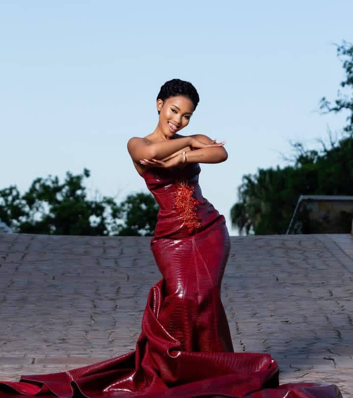 Somizi Mhlongo. Zee Nxumalo. SAMA 31. Somizi Mhlongo fashion taste. Is Somizi Mhlongo a Fashion designer. Why is Zee Nxumalo trending on X. 