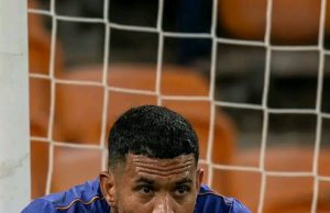 THE WALL OF NATURENA: Is Brandon Petersen the New GOAT? Brandon Petersen stats 2026. Kaizer Chiefs clean sheets. Best PSL goalkeepers. Itumeleng Khune vs Brandon Petersen. Betway Premiership 25/26. Amakhosi news. South African football records. Naturena wall.