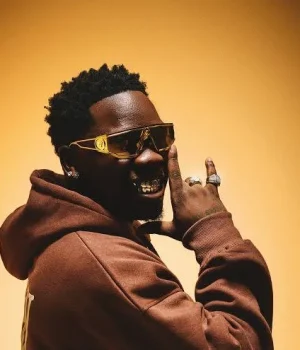 Blxckie Sets the Stage with “Manimeyka” Music Video Blxckie Manimeyka music video. Blxckie 4LUV2. B4YENA release date. Herc Cut The Lights production 2026. SA Hip Hop latest videos. Blxckie Somnyama new music. Durban Hip Hop 2026. Blxckie X post Manimeyka. South African rap trends January 2026.