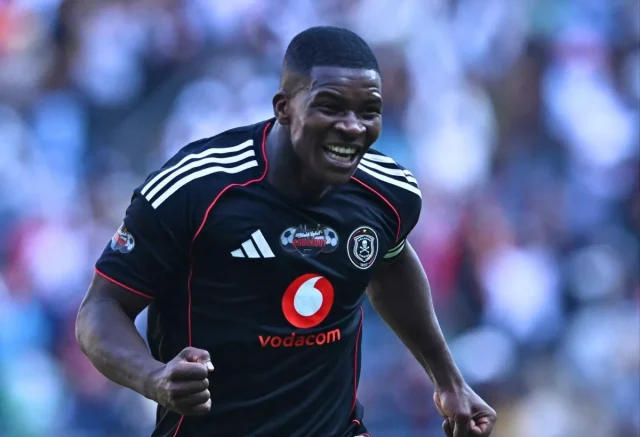 Mbekezeli Mbokazi Chicago Fire. Dipsy Selolwane Chicago Fire. Orlando Pirates transfers. MLS debut Houston Dynamo. South African players in MLS. Bafana Bafana news. Former Chicago Fire and PSL star. Dipsy Selolwane backs ex-Orlando Pirates defender Mbekezeli Mbokazi.