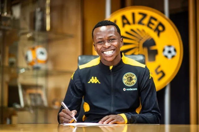 Siphesihle Ndlovu Steps Out of the Shadows to Lead Kaizer Chiefs’ Midfield Revolution Siphesihle Ndlovu Kaizer Chiefs. Sibongiseni Mthethwa injury update. Kaizer Chiefs vs Zesco United preview. Lebogang Maboe Chiefs debut. Amakhosi midfield news 2026.