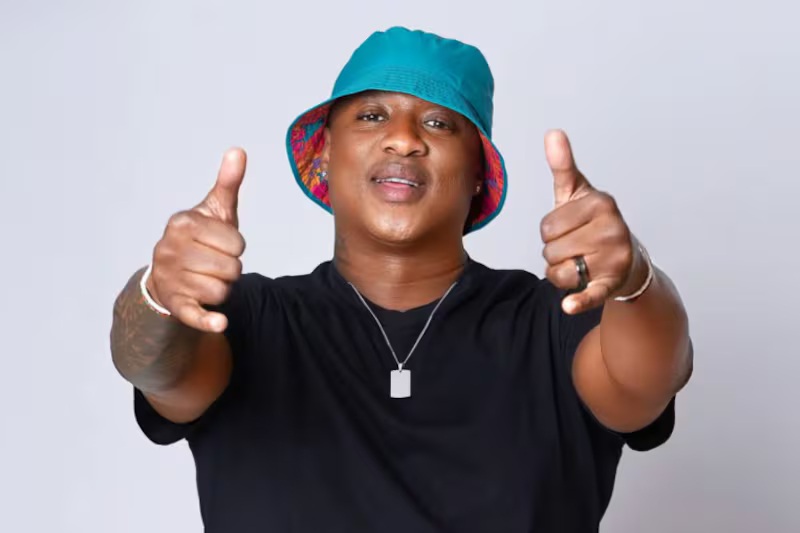 ub Jub surgery. Jub Jub cosmetic surgery. Dr Brian Monaisa surgery claims. Jub Jub tummy tuck. SA celebrity news.