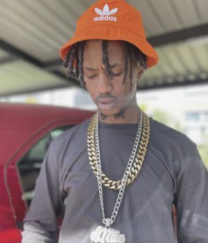 Emtee Launches HUSTLE MG to Mentor Industry Peers Emtee Hustle MG. Emtee new management company 2026. Emtee Records artists. South African artist management companies. Emtee and Empire partnership. Mthembeni Ndevu business ventures