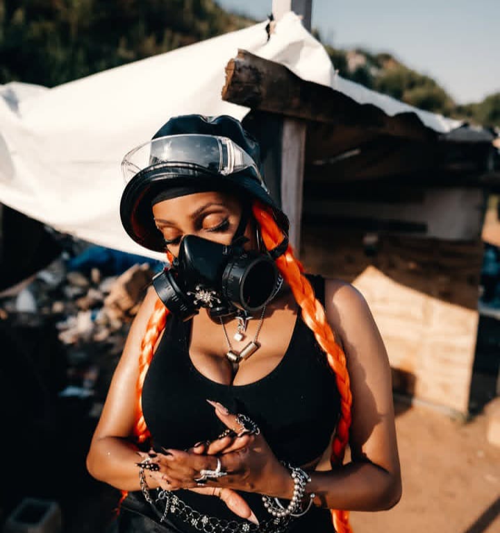 Moozlie Push iDust, New Age Brenda Fassie, Moozlie new song 2026, Kasi rap anthems, Nomfundo Yekani. South African Kwaito-Rap fusion.