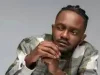 Kwesta Delights Young Fan with Spontaneous “Ngud” Performance at Petrol Station Kwesta young fan. Ngud performance. Kwesta humble moment. SA celebrity news 2026. Kwesta fan interaction.