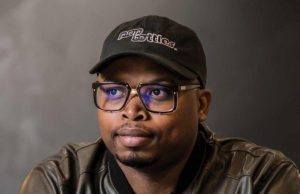 Zola Hashatsi Honors the Legacy of DJ Dimplez DJ Dimplez Death Anniversary. Zola Hashatsi Tribute. Tumi Moeketsi DJ Dimplez. South African Hip-Hop History. DJ Dimplez Legacy.