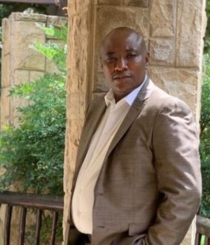 Musa Mseleku’s Vulnerable Breakdown Over Absent Father Musa Mseleku father confession. Uthando Nes’thembu therapy episode. Musa Mseleku childhood story. Joyce and Gog’ Flo Mseleku. South African reality TV news. Polygamy therapy sessions. Mseleku wives tension 2026.