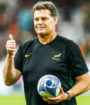 How AI is Powering Rassie Erasmus and the Springboks’ Quest for 2027 Rassie Erasmus AI rugby innovation. Springboks Samsung Galaxy AI partnership. Gilbert Smart Ball technology. Rugby injury prediction AI. Outfox performance review rugby. High-performance rugby data analytics. Springboks 2027 World Cup planning.