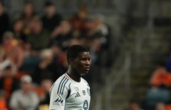 Mbekezeli Mbokazi Dominates as Chicago Fire Burn Through CF Montreal Chicago Fire 3-0 Montreal Highlights. South Africans in MLS 2026. Chicago Fire vs CF Montreal. Mbekezeli Mbokazi. Mbekezeli Mbokazi Match Stats Chicago Fire vs CF Montreal.