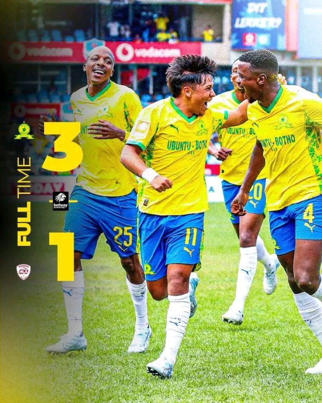Marcelo Allende Goal vs Sekhukhune 2026. Iqraam Rayners Brace Betway Premiership. Mamelodi Sundowns. Sekhukhune United 3-1 Highlights. Marcelo Allende Goal. PSL Table. Mamelodi Sundowns vs Sekhukhune United 3-1 Highlights