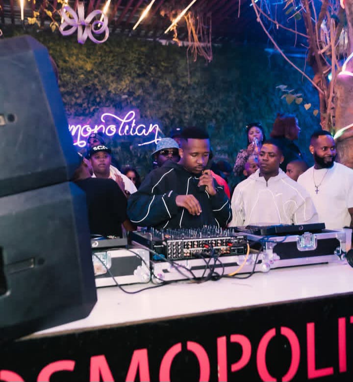 Andile Mpisane. Andile Mpisane DJ, Gqom Music. Royal AM. DJ Maphorisa. South African DJ Bookings.