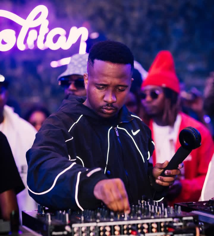 Andile Mpisane. Andile Mpisane DJ, Gqom Music. Royal AM. DJ Maphorisa. South African DJ Bookings.