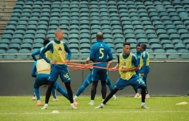 Orlando Pirates title race 2026. Mamelodi Sundowns vs Marumo Gallants. Betway Premiership standings. Mohau Nkota transfer news. CAF Champions League quarter-finals. Orlando Pirates vs Siwelele draw. Peter Shalulile Sundowns news.