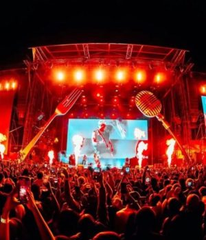 Delicious Festival Parts Ways with DStv After 12-Year Run Delicious Festival 2026. DStv Delicious Festival. Kyalami Grand Prix Circuit. South African Food and Music Festivals. Heritage Weekend 2026.