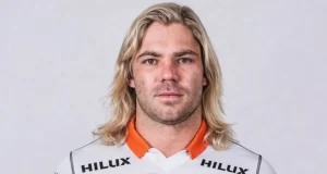Bloemfontein Bombshell: Cheetahs Secure World Cup Hero Faf de Klerk Springbok scrumhalf transfer. Frans Steyn Cheetahs coach. Rugby World Cup winner. South African rugby news. Bloemfontein rugby. Faf de Klerk signs for Cheetahs