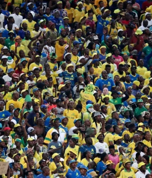 Mamelodi Sundowns Eye the Summit in Polokwane Betway Premiership title race, Sundowns game in hand, Orlando Pirates vs Stellenbosch, SuperSport 208 live, Masandawana fixtures. Polokwane City vs Mamelodi Sundowns 2026