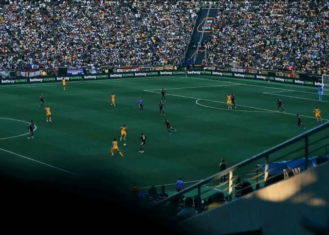 AmaZulu coach interview, Betway Premiership title race 2026, Orlando Pirates vs AmaZulu 3-0, Sundowns Club World Cup impact, Micky Jnr CAF rankings. Arthur Zwane Orlando Pirates vs Sundowns