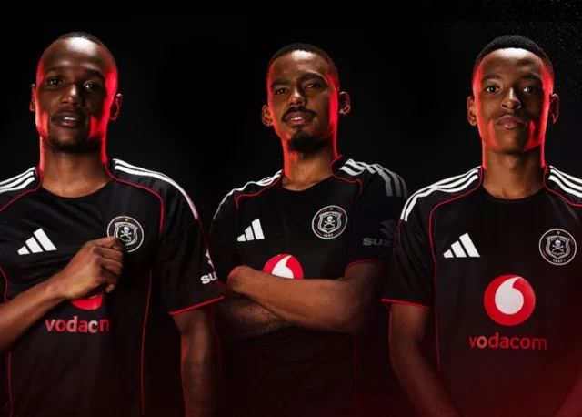 Orlando Pirates vs Golden Arrows starting line up. Orlando Pirates predicted XI. Betway Premiership title race 2026. Abdeslam Ouaddou tactics. Orlando Pirates vs Golden Arrows preview. PSL standings April 2026.