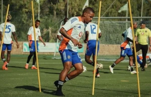 The R68 Million Dilemma: Will Pirates Lose Their Golden Duo? Orlando Pirates transfer news, Relebohile Mofokeng value, Oswin Appollis stats, Camren Dansin Pirates, R68 million player South Africa, PSL transfer rumors 2026.