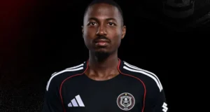Bandile Shandu Set to Exit Orlando Pirates: R9 Million Star on the Move Bandile Shandu to Leave Orlando Pirates. Agent Confirms Departure. Orlando Pirates, Bandile Shandu, Mike Makaab, PSL Transfer News, Orlando Pirates Departures, Tshegofatso Mabasa, South African Football.