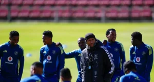 Lucky Lekgwathi Predicts Orlando Pirates Title Glory Orlando Pirates, Mamelodi Sundowns, Lucky Lekgwathi, Betway Premiership, PSL Title Race, Orlando Pirates vs Sundowns, Yanela Mbuthuma.