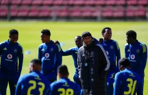 Lucky Lekgwathi Predicts Orlando Pirates Title Glory Orlando Pirates, Mamelodi Sundowns, Lucky Lekgwathi, Betway Premiership, PSL Title Race, Orlando Pirates vs Sundowns, Yanela Mbuthuma.