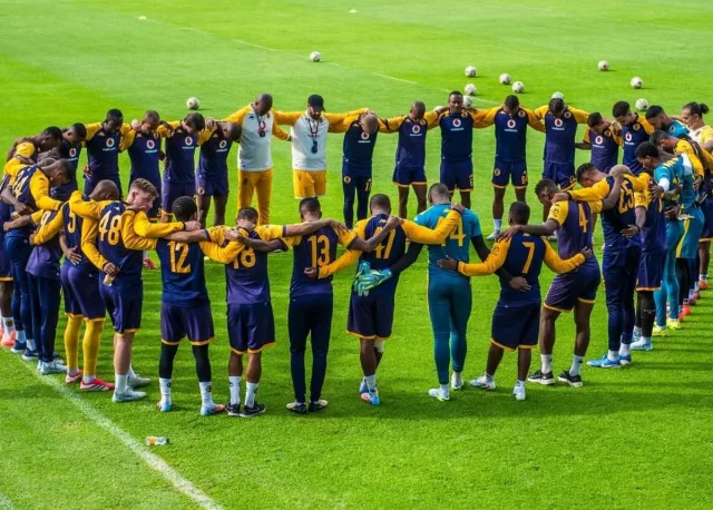 Kaizer Chiefs Suspensions, Orlando Pirates Title Warning & Relegation Permutations PSL news, Orlando Pirates vs Orbit College, Betway Premiership table, Kaizer Chiefs lineup, Mamelodi Sundowns CAF Champions League, relegation playoffs. Kaizer Chiefs Suspensions, Orlando Pirates Title Warning & Relegation Permutations
