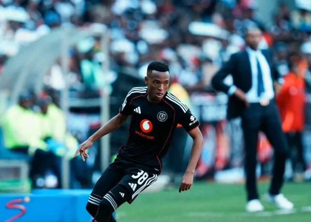 Orlando Pirates 90 Minutes from Ending 14-Year Title Drought Orlando Pirates, Betway Premiership, Mamelodi Sundowns, Abdeslam Ouaddou, Orbit College FC, South African Premier Soccer League, PSL final day, Orlando Pirates vs Orbit College. Orlando Pirates 90 Minutes from Ending 14-Year Title Drought