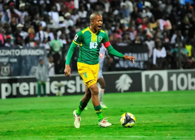 PSL Transfer Daily: Raja Targets Chiefs Star, Pirates Want Jiyane PSL transfer news, Kaizer Chiefs rumors, Orlando Pirates signings, Mamelodi Sundowns transfers, Glody Lilepo Raja Casablanca, Ayanda Jiyane, Terrence Mashego, Betway Premiership. PSL Transfer Daily: Raja Targets Chiefs Star, Pirates Want Jiyane. Kaizer Chiefs face a North African battle for Glody Lilepo, Orlando Pirates target Ayanda Jiyane, and Mamelodi Sundowns make a decision on Terrence Mashego.