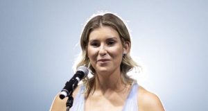 “We Move”: Rachel Kolisi Shares Hilarious “Proof of Life” Post-Surgery Recovery Update Rachel Kolisi shoulder surgery, Rachel Kolisi health update, Kolisi family news, Rachel Kolisi Instagram story, South African celebrity updates. Rachel Kolisi Shares Funny Post-Surgery Recovery Update on Instagram