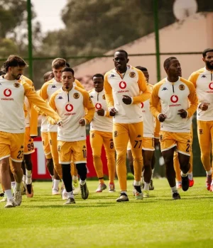 Naturena Cleansing: Kaizer Chiefs to Cut Four Strikers in Multi-Million Striker Overhaul Kaizer Chiefs transfer news, Khanyisa Mayo R10m clause, Flavio Silva goals, Seluleko Mahlambi Orlando Pirates, Junior Dion hijack, PSL striker targets. Kaizer Chiefs Transfer News: Four Strikers Facing Exit, Mahlambi Bidding War