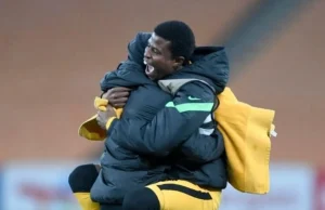 Keep the Amakhosi Duo? Siwelele Coach Lehlohonolo Seema Clear on Zwane and Mashiane’s Future Kaizer Chiefs transfer news, Samkelo Zwane, Happy Mashiane, Lehlohonolo Seema, Siwelele FC, Amakhosi loanees, PSL transfer rumors. Kaizer Chiefs Transfer Update: Lehlohonolo Seema Wants Samkelo Zwane & Happy Mashiane Permanent Move