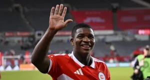 From Soweto to Chicago: Mbokazi’s MLS Earnings Revealed Mbekezeli Mbokazi MLS salary, Chicago Fire South African players, Orlando Pirates transfer news, Bongokuhle Hlongwane salary. Bafana Bafana World Cup 2026 squad, MLS Players Association salary list, Orlando Pirates vs Durban City, South Africans playing in USA.
