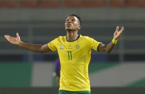 How Themba Zwane Nearly Became a Buccaneer Themba Zwane, Mamelodi Sundowns, Orlando Pirates, PSL Transfers, Mshishi, South African Football News, Sinky Mnisi.