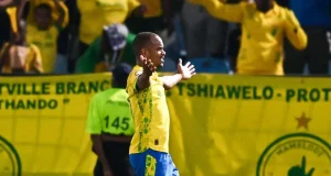 Raid on Chloorkop? Orlando Pirates Linked with Shock Moves for Out-of-Favour Sundowns Attackers Orlando Pirates transfer news, Peter Shalulile, Iqraam Rayners, Mamelodi Sundowns rumors, Evidence Makgopa, PSL transfer window. Orlando Pirates Transfer News: Peter Shalulile, Iqraam Rayners Linked