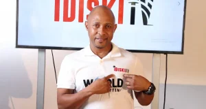 Pirates Legend Vilakazi Makes Unlikely Plea to Kaizer Chiefs: “Stop Sundowns” Benedict Vilakazi, Orlando Pirates legend, Kaizer Chiefs vs Mamelodi Sundowns, Betway Premiership title race, Sundowns dominance, PSL news.