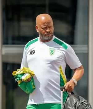 Shockwaves in Durban: Manqoba Mngqithi Becomes a Free Agent After Ruthless Golden Arrows Exit Abafana Bes’thende new coach, Kagiso Dikgacoi exit Arrows, Betway Premiership coaching changes, Kaizer Chiefs technical team rumours, AmaZulu FC next manager, Sinethemba Sithole iDiski Times. Manqoba Mngqithi Golden Arrows free agent
