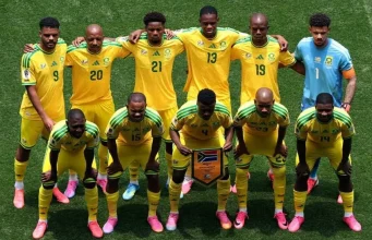 Why Some Kaizer Chiefs Fans Are ‘Hate-Watching’ Bafana Bafana’s World Cup Campaign Hugo Broos selection feud, South Africa vs Czechia preview, Bradley Cross Kaizer Chiefs, Themba Zwane red card suspension, Bafana Bafana tactical line-up, Group A World Cup permutations. Kaizer Chiefs Bafana Bafana World Cup