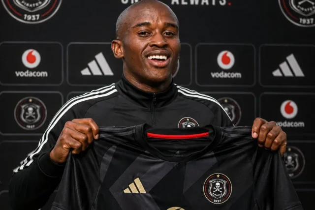 Orlando Pirates sign Siyanda Ndlovu 2026 Siyanda Ndlovu Golden Arrows transfer, Buccaneers new signings 2026/27, Relebohile Mofokeng replacement Pirates, Skhwishi Ndlovu Orlando Pirates, Betway Premiership transfer news, FARPost Mthokozisi Dube. Orlando Pirates sign Siyanda Ndlovu 2026