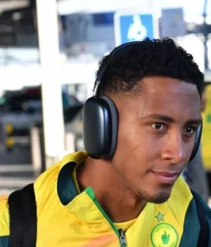 Samba Return? Chiefs and Pirates on High Alert as Free Agent Lucas Ribeiro Heads Home Kaizer Chiefs transfer news, Orlando Pirates targets, Mamelodi Sundowns former players, free agent soccer players, Betway Premiership transfer updates. PSL Transfer Shock: Chiefs and Pirates Alerted as Lucas Ribeiro Becomes Free Agent. Lucas Ribeiro transfer rumors