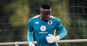 The Guardian of Naturena: Bruce Bvuma Pen New Deal to Become Kaizer Chiefs’ Longest-Serving Star Bruce Bvuma contract extension, Kaizer Chiefs transfer news, Bruce Bvuma longest serving player, Amakhosi squad update, Fernando Da Cruz, PSL news. Kaizer Chiefs Transfer News: Bruce Bvuma Signs Contract Extension
