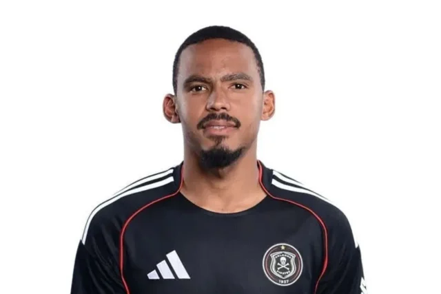 Oswin Appollis, Orlando Pirates transfer news, FC Porto, Bafana Bafana, Betway Premiership, South African football transfers. FC Porto Submit R74m Bid for Orlando Pirates Star Oswin Appollis